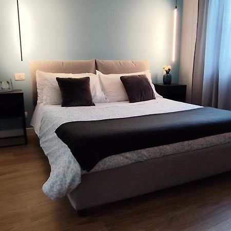 Holidays Homes Rome Golf Appartamenti Marco Simone Aeb Bagian luar foto