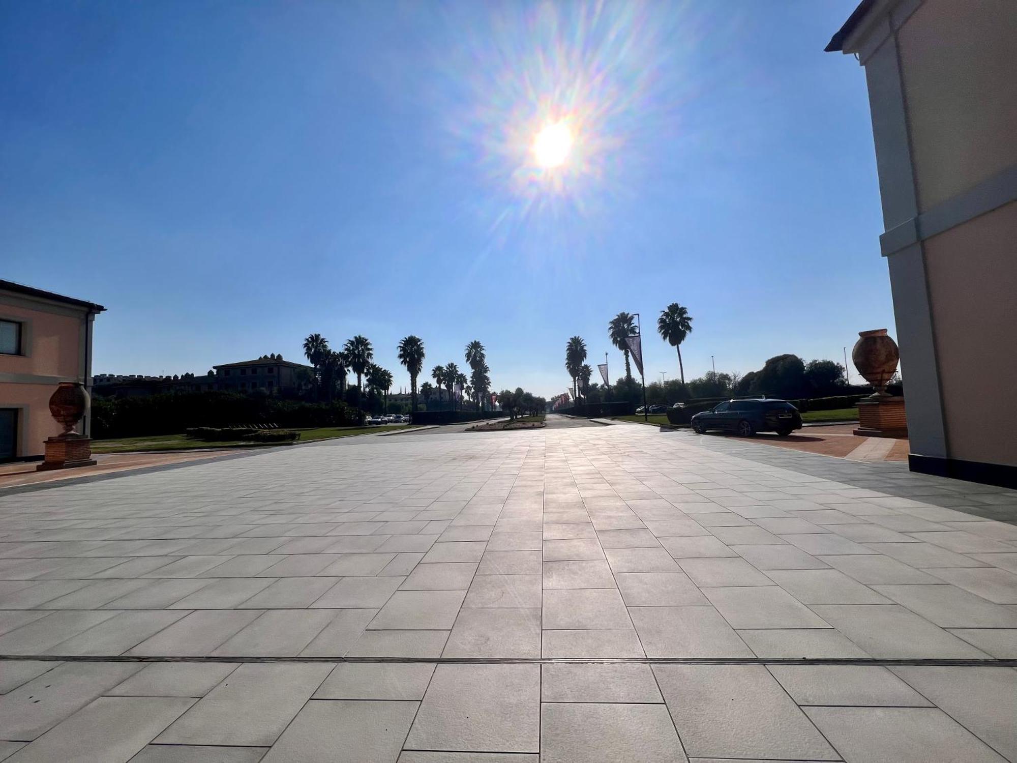 Holidays Homes Rome Golf Appartamenti Marco Simone Aeb Bagian luar foto
