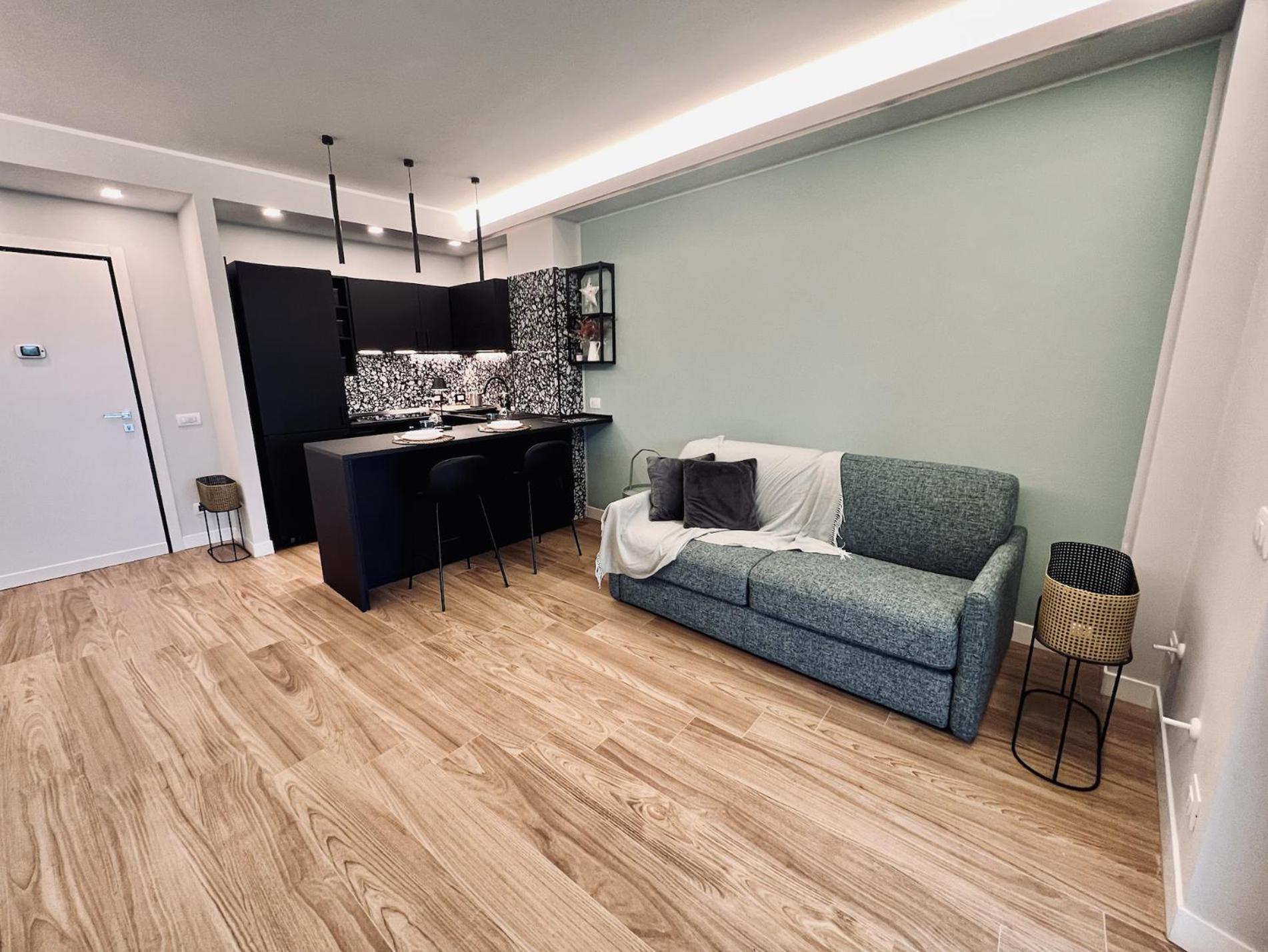 Holidays Homes Rome Golf Appartamenti Marco Simone Aeb Bagian luar foto