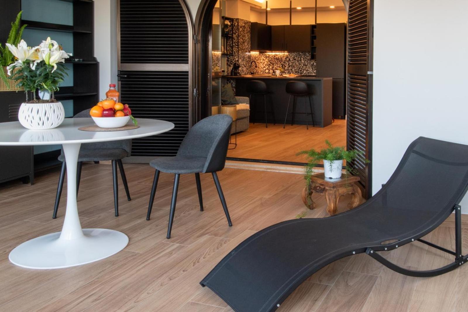 Holidays Homes Rome Golf Appartamenti Marco Simone Aeb Bagian luar foto