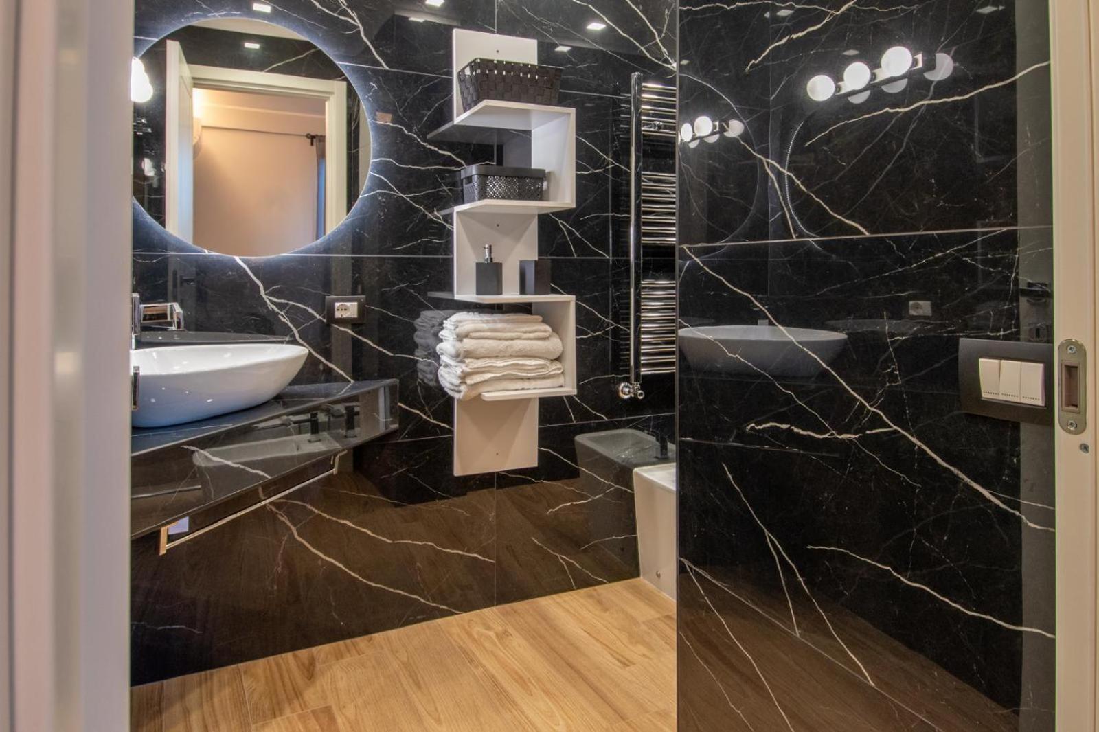 Holidays Homes Rome Golf Appartamenti Marco Simone Aeb Bagian luar foto