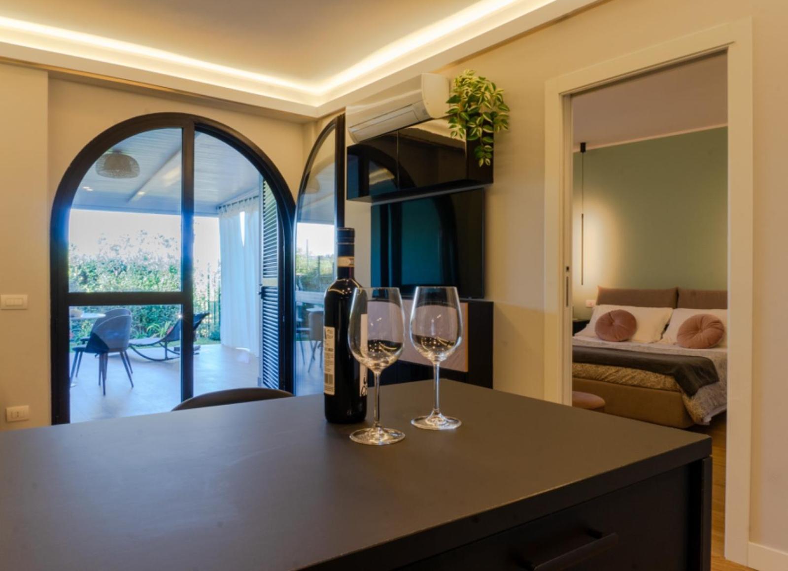Holidays Homes Rome Golf Appartamenti Marco Simone Aeb Bagian luar foto